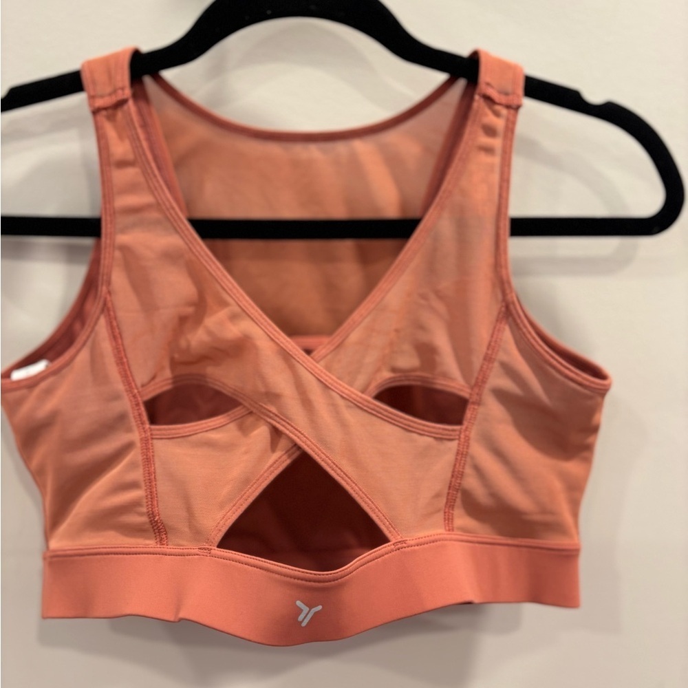 Old Navy Coral Mesh Strappy Sports Bra Size Medium